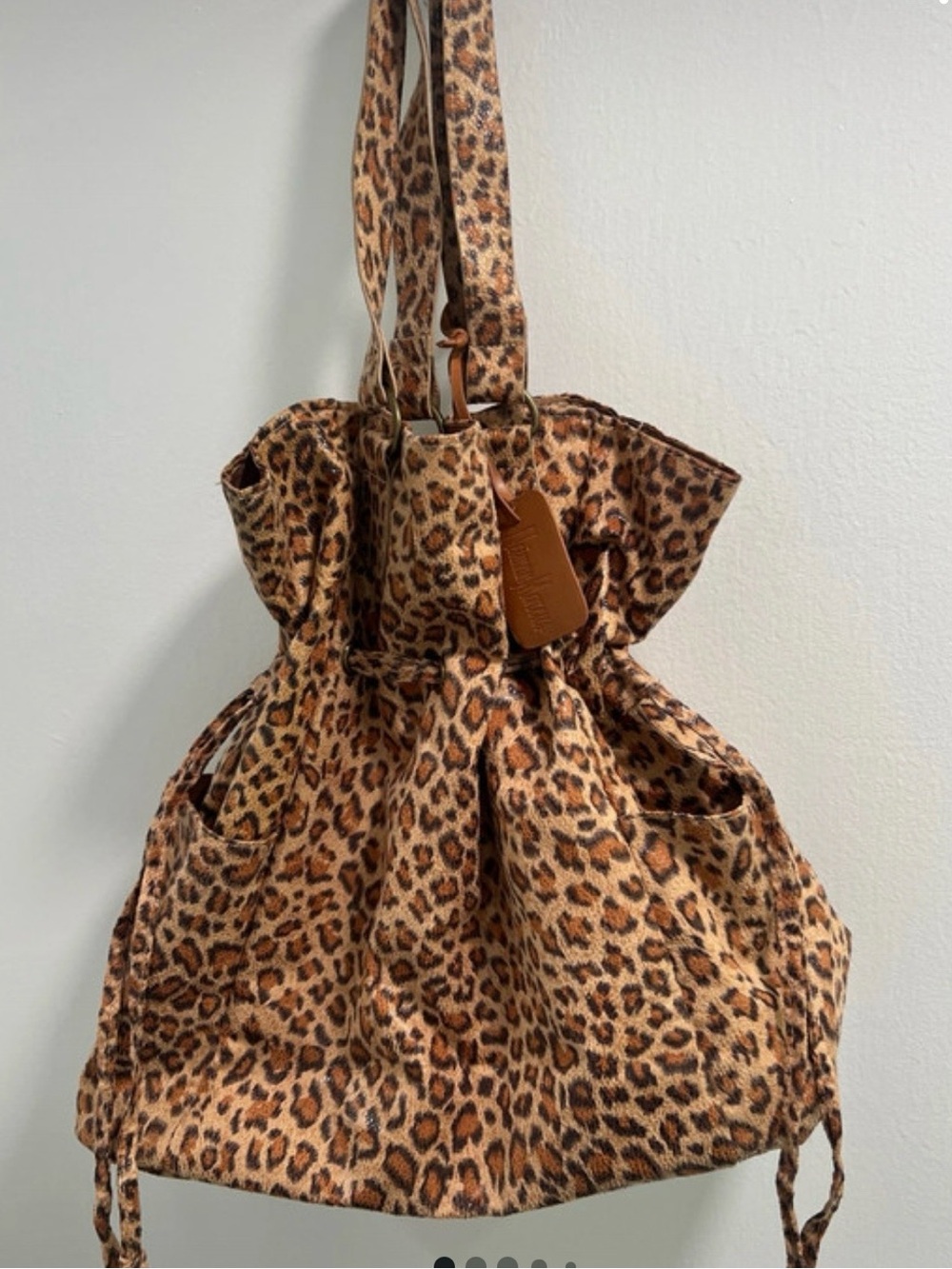 Leopard Neiman Marcus tote w cinch option